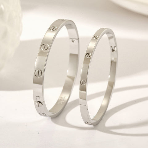 Love Lock Bangle